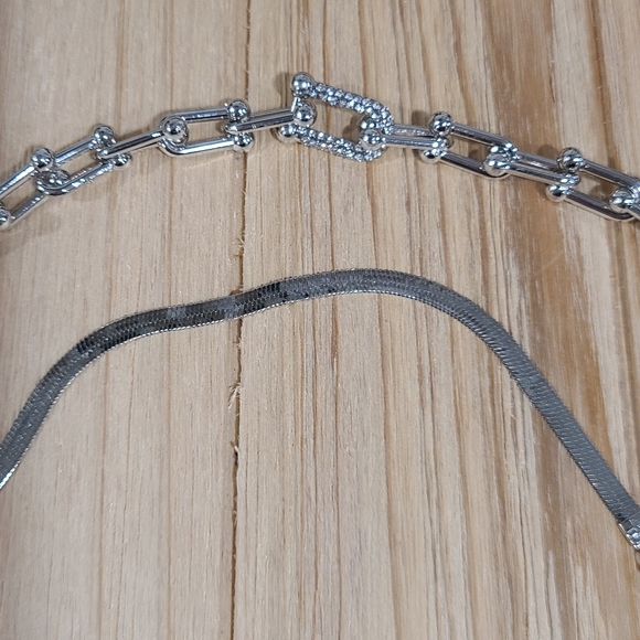 🩶🩶NEW🩶🩶 GORGEOUS!! 2PC Chain Link and Herringbone CZ Bracelet Set in SILVER - Picture 11 of 14